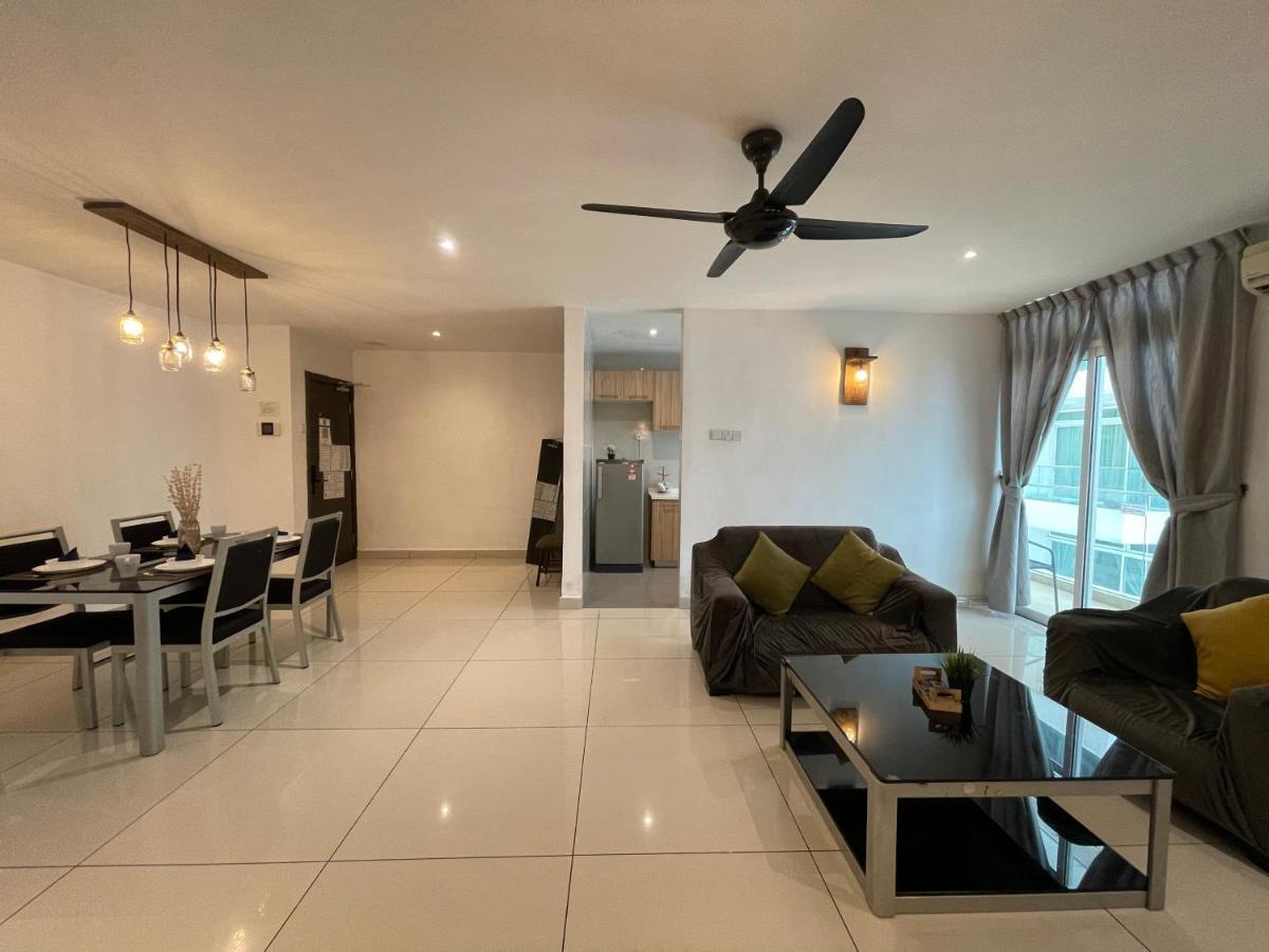 ג'והור בהרו Ksl D'Esplanade Cozy Suite At Johor מראה חיצוני תמונה